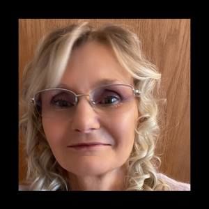 Meet your Posher, Anita